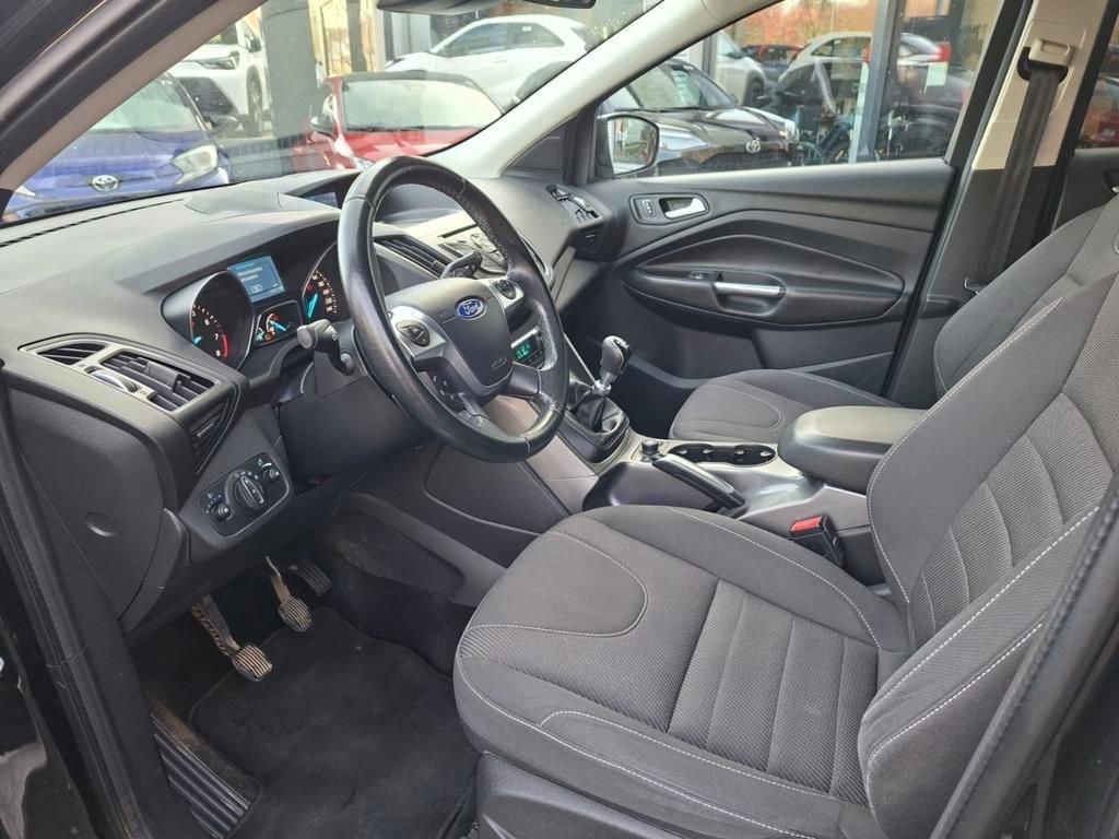 Ford Kuga 1.5 Essence SYNC Edition + Climatisation multizone – Image 10