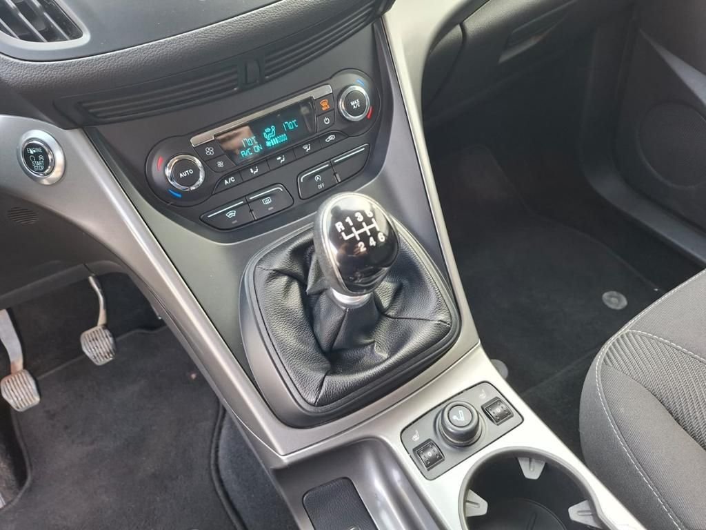 Ford Kuga 1.5 Essence SYNC Edition + Climatisation multizone – Image 9