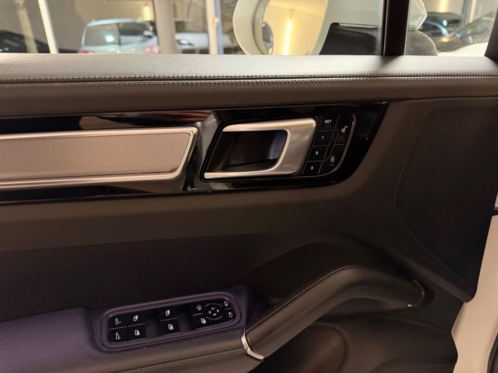 Porsche Cayenne S,Fermeture amortie,Pano,ACC,Angle mort Type 9YA – Image 14